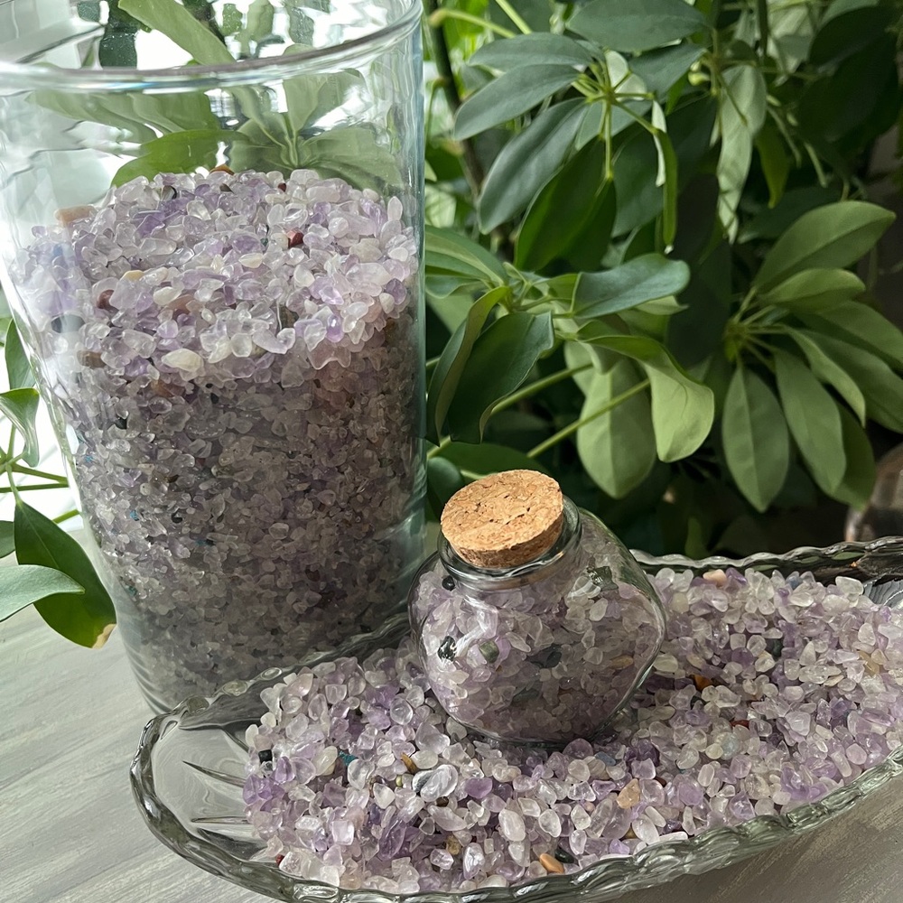 Purple amethyst chip mix (1pound) - Picture 2 of 3